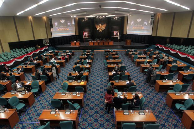 DPRD DKI Baru Sahkan...
