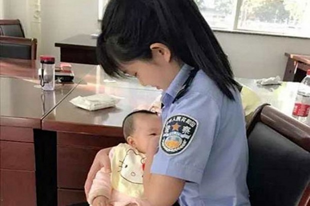 Viral, Aksi Polwan China...
