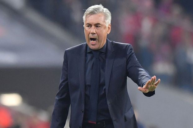 Diusir Bayern Muenchen,...