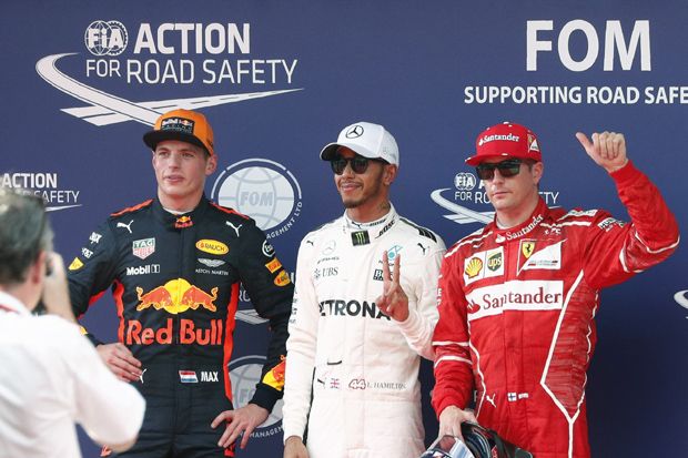 Hamilton Raih Pole Position,...