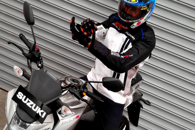 Suzuki Tawarkan Paket...