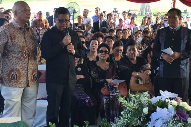 PDIP Berduka Atas Meninggalnya...