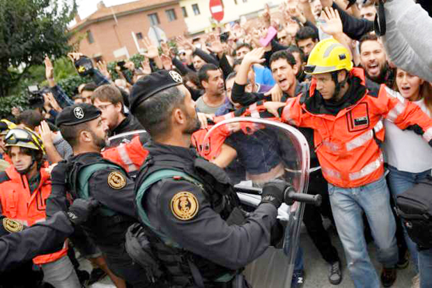 Catalan Riot Ask Referendum...