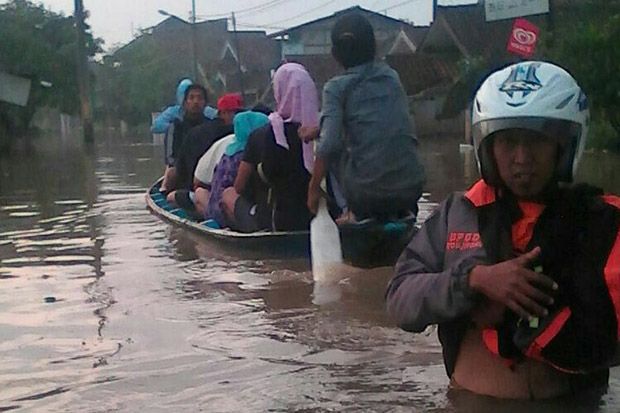 Banjir dan Longsor Mulai...