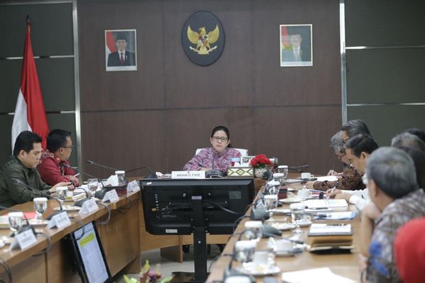 Puan Bahas Evaluasi...