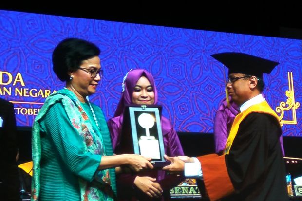 Sri Mulyani Titip 4...
