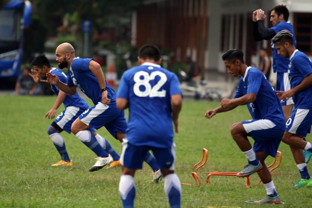 Incar 5 Besar di 8 Laga...