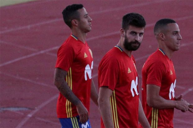 Pique-Ramos Retak, Atmosfer...