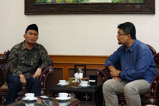 Media Massa Bagian Penting...