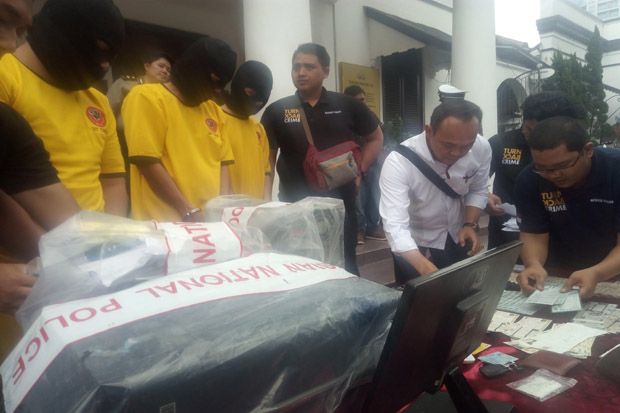 Tim Cyber Polda Jabar...