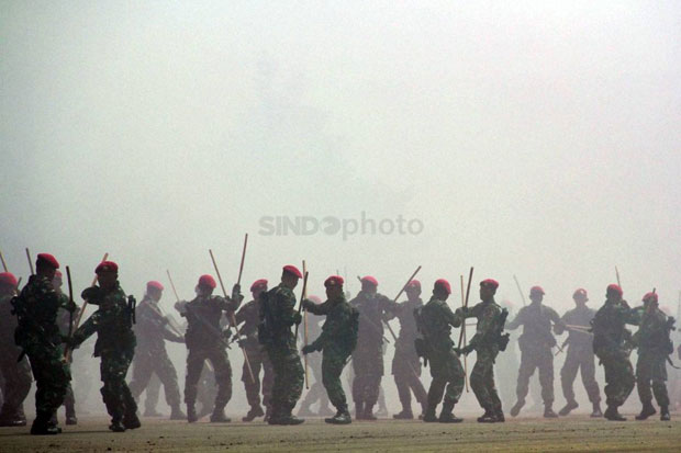 Bersama Rakyat, TNI...