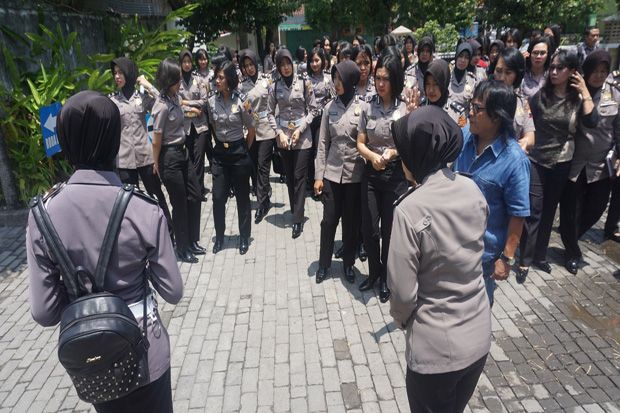 Puluhan Polwan Dilibatkan...