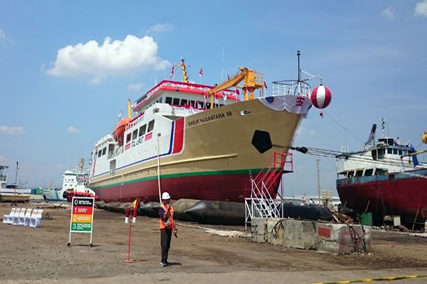 Samudera Shipyard Luncurkan...