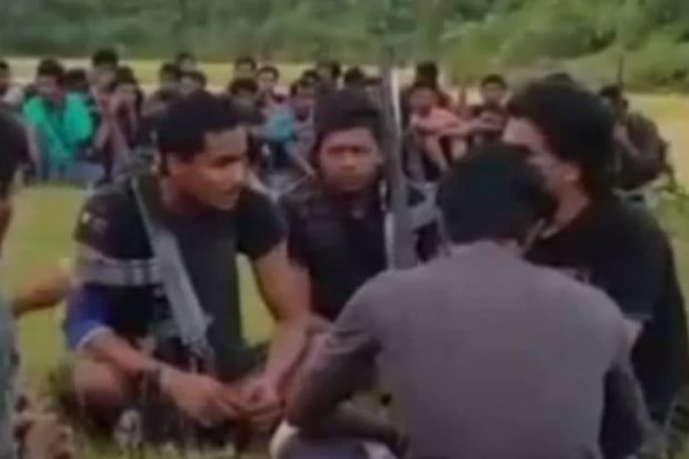 Militan Rohingya Bantah...
