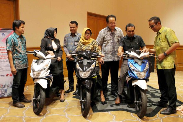 Gelar Sarasehan, AHM...