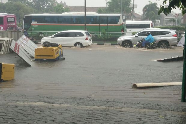 Jakarta Diguyur Hujan,...
