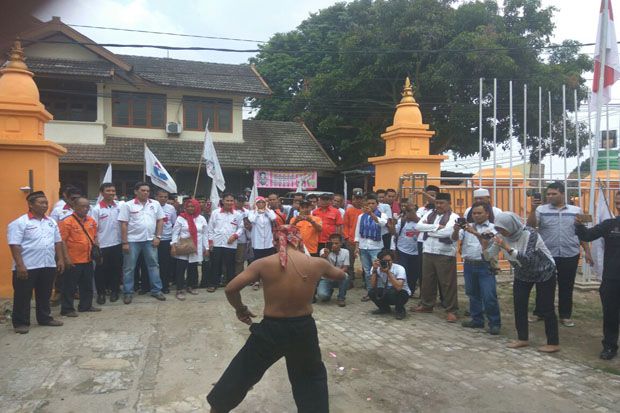 Debus Beraksi saat Perindo...