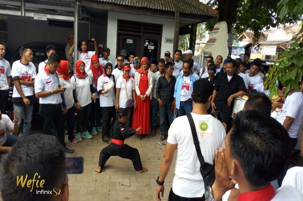 Pencak Silat Hantarkan...