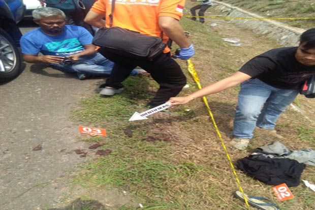 Mayat Lelaki dengan...