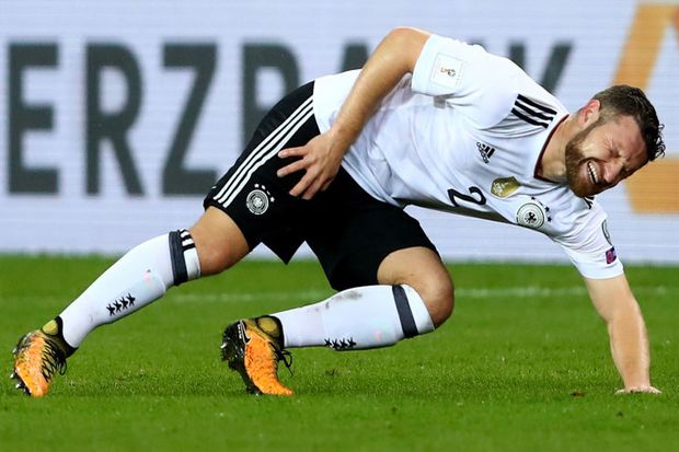 Arsenal Merugi, Mustafi...
