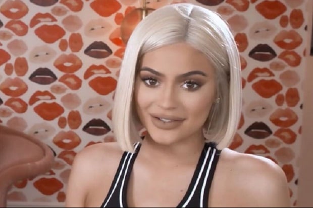 Kylie Jenner Mempekerjakan...