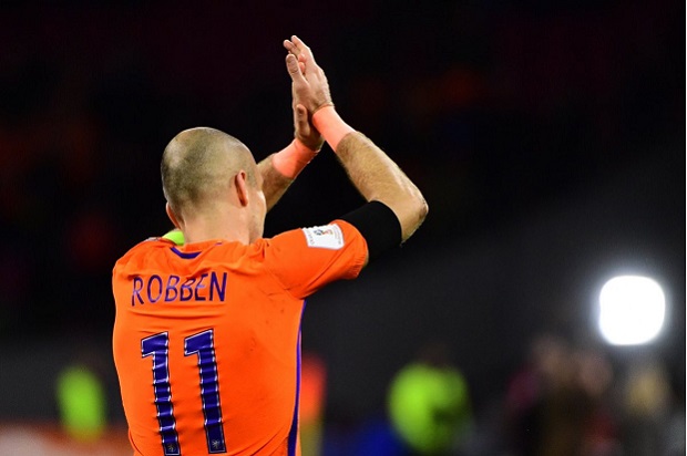 Arjen Robben Pensiun...