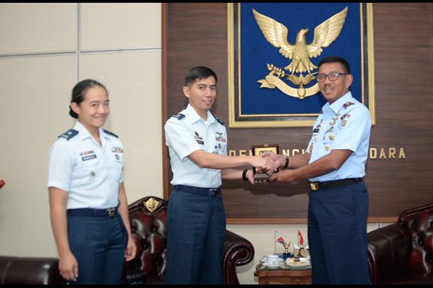 Lewat Pertukaran Taruna,...