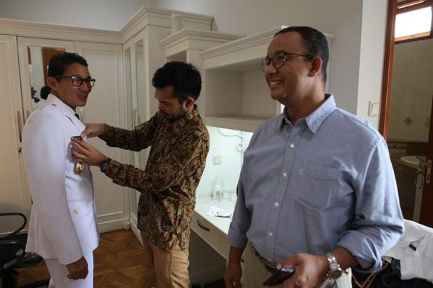 Mengintip Anies-Sandi...