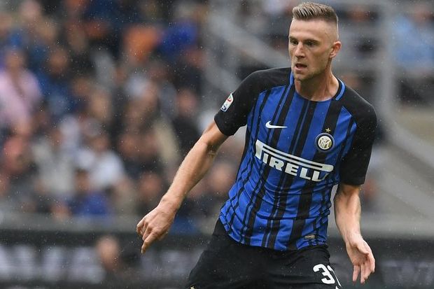 Bek Inter Waspadai Ancaman...