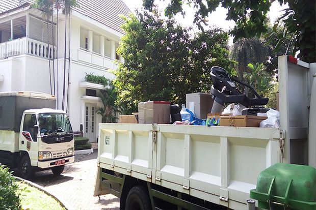Barang Pribadi Djarot...