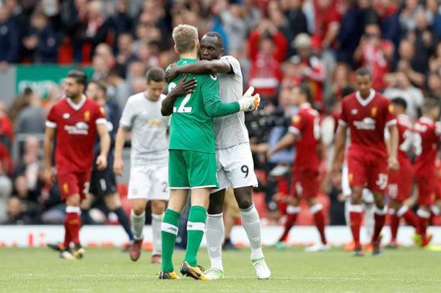 Manchester United Paksa...