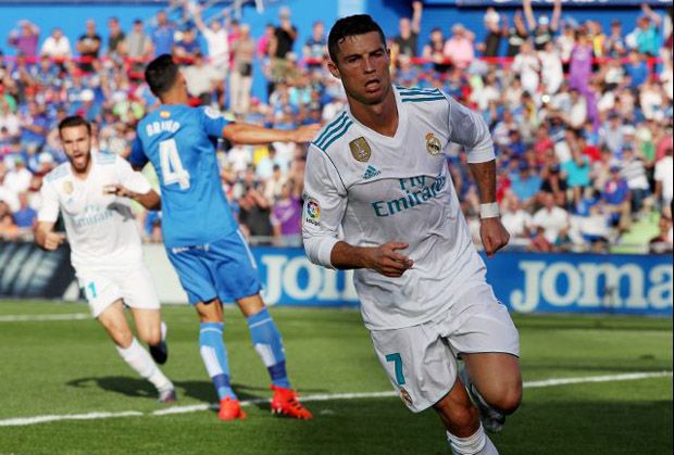 Real Madrid Cetak Sejarah...