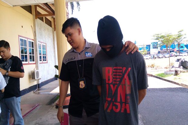 Buron Usai Bunuh Teman,...