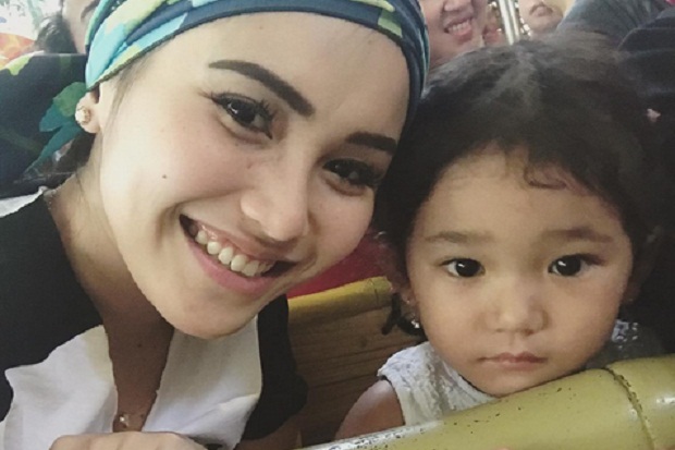 Anak Sakit, Ayu Ting...