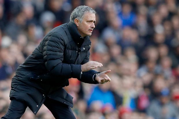 Mourinho Sindir Pelatih-pelatih...