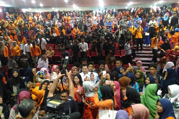 20 Mahasiswa UNM Dapat...