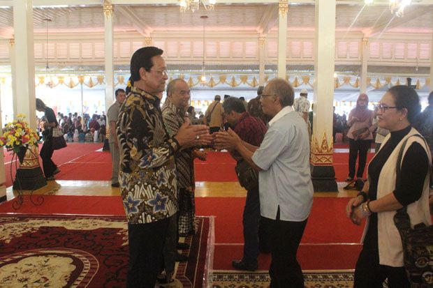 Warga Antusias Ikuti...