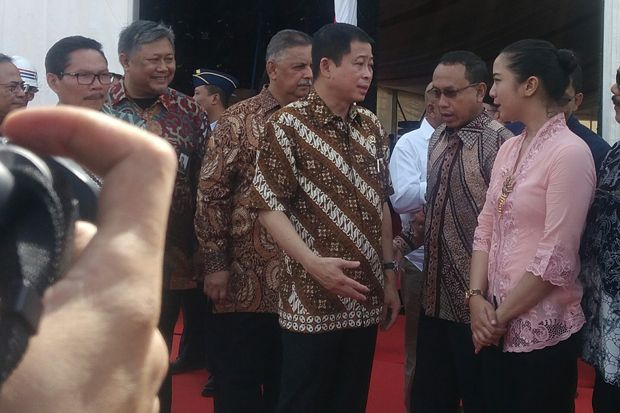Menteri Jonan Groundbreaking...