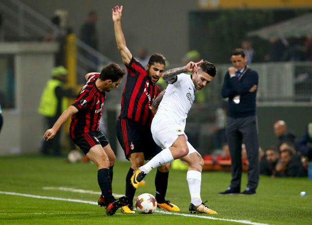 Montella Minta Fans...