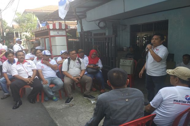 Perindo Bagikan Gerobak...