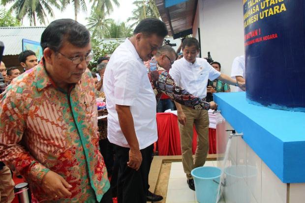 Atasi Kesulitan Air,...