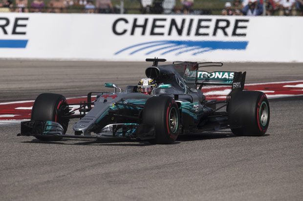 Lewis Hamilton Pastikan...