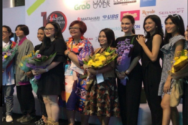 Luna Maya Tak Pede Hadirkan...