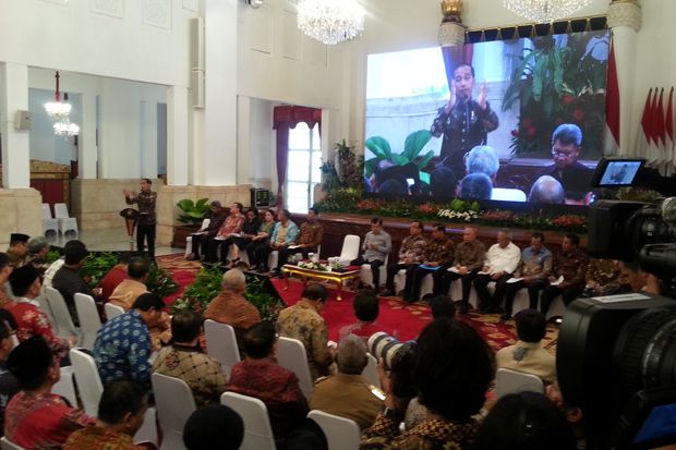 Presiden Jokowi Ceramahi...