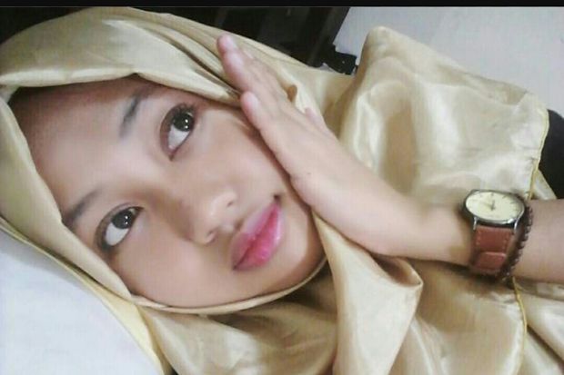 Mahasiswi Cantik Universitas...