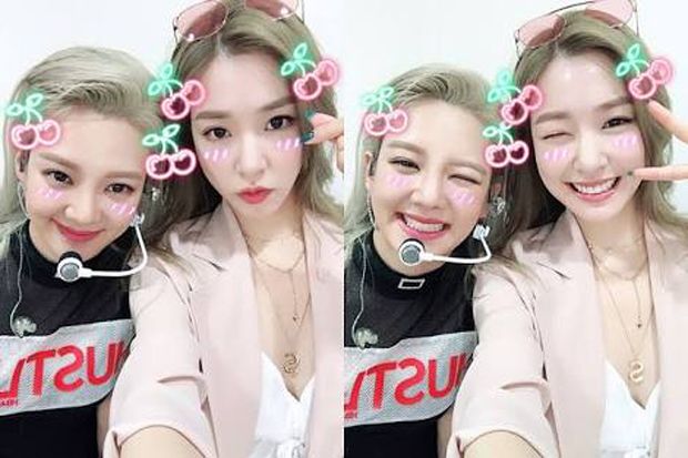Tiffany Masih Berteman...
