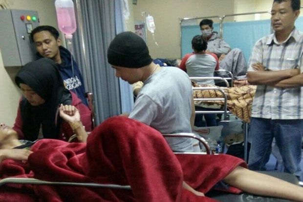 Tenggak Miras Oplosan,...