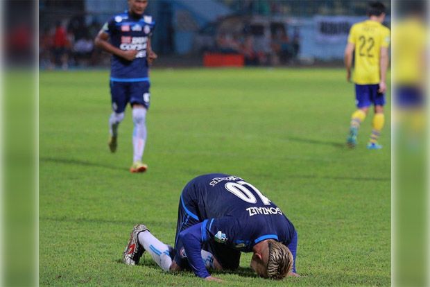 Gresik United Tersungkur...