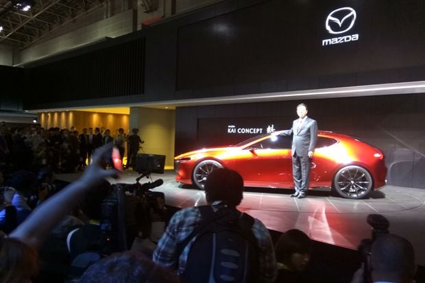 Mazda Pamer Enam Mobil...