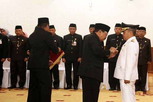 Lantik Wakil Wali Kota...